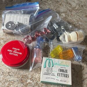 Cookie/canapé Cutters - Lot